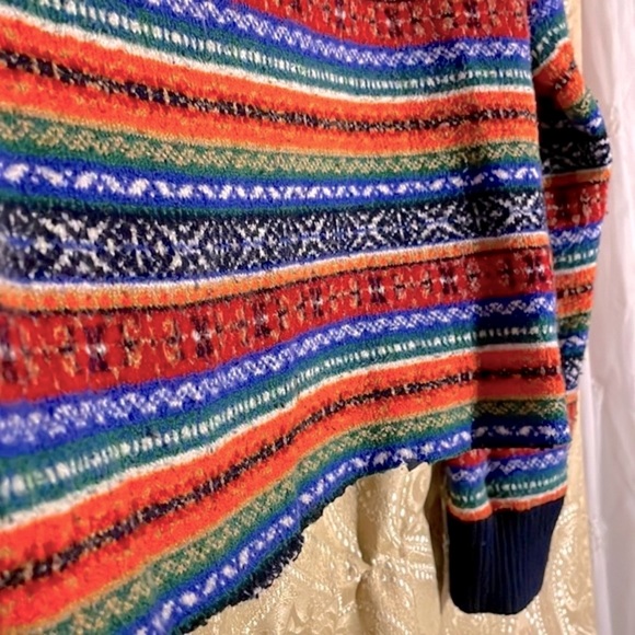 Tommy Hilfiger South West Pattern Crop Sweater Modified Raw Edge ✂️ sZ Medium - Picture 4 of 4